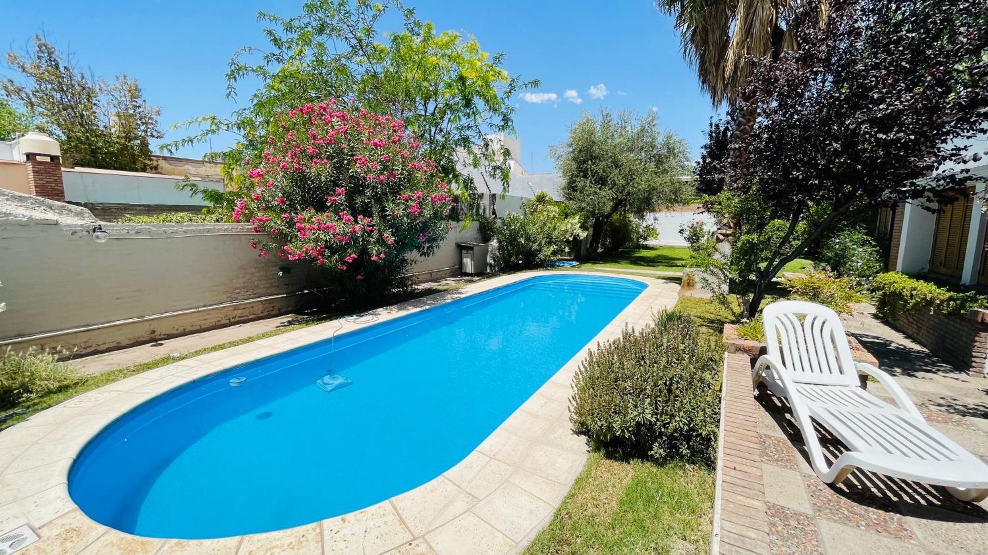Blue Sky Mendoza Bed & Breakfast エクステリア 写真